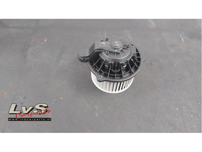 Kia Picanto Heating and ventilation fan motor
