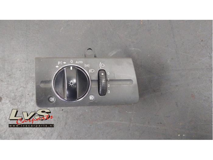 Mercedes E-Klasse Licht Schalter