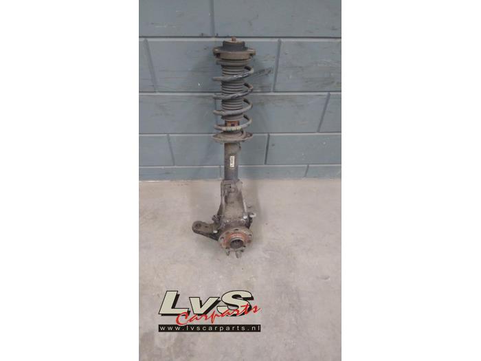 Volkswagen Passat Front shock absorber rod, right