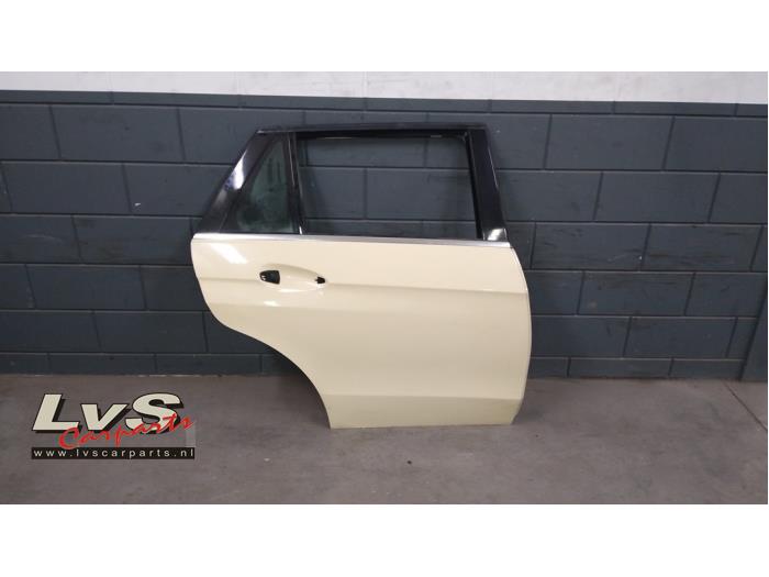 Mercedes E-Klasse Tür 4-türig rechts hinten