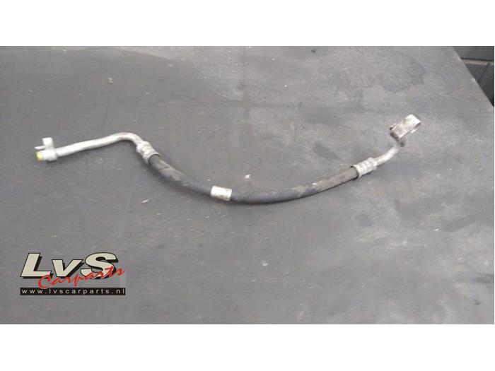 Mercedes E-Klasse Klima Leitung