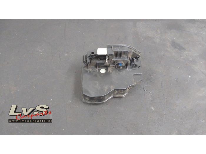 BMW 1-Serie Rear door mechanism 4-door, right