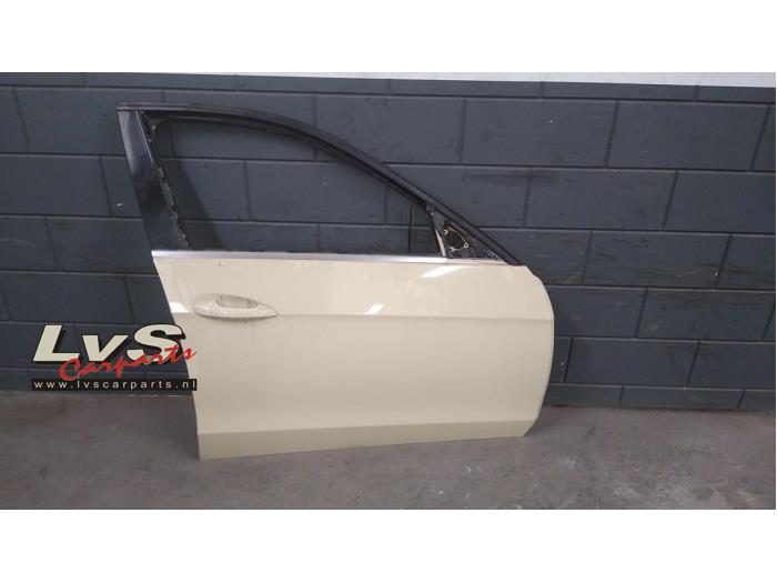 Mercedes E-Klasse Tür 4-türig rechts vorne