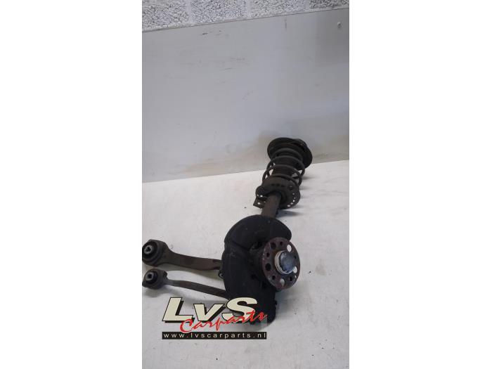 Mercedes E-Klasse Stoßdämpferstrebe links vorne