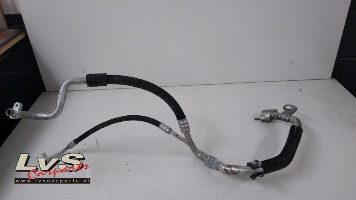 Mercedes E-Klasse Airco Leiding