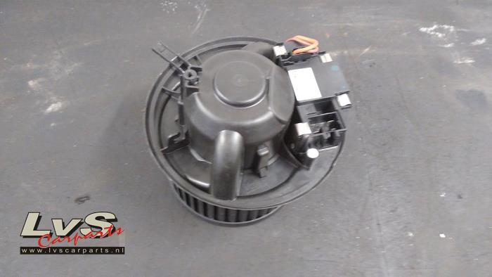 Volkswagen Eos Heating and ventilation fan motor