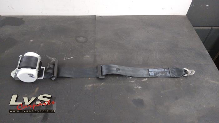 Volkswagen Eos Rear seatbelt, right