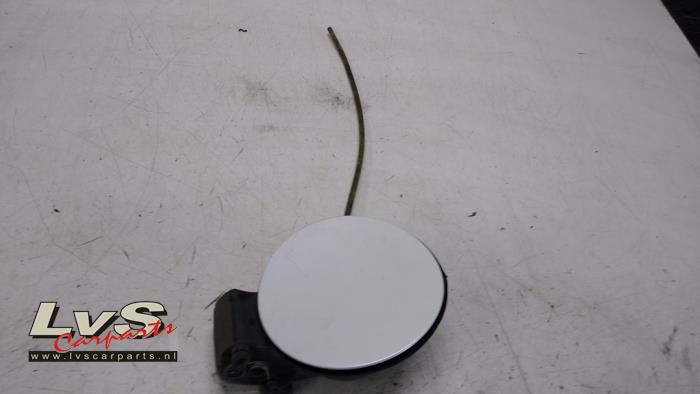 Volvo V40 Tankklappe