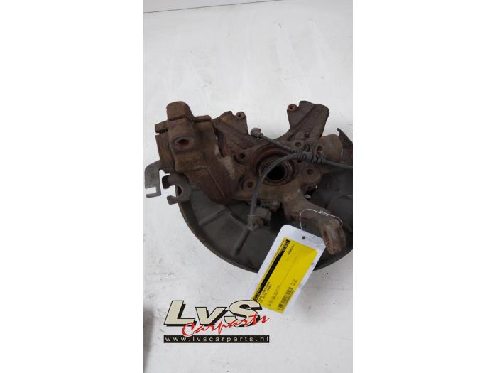 Volkswagen Jetta Fusee links-voor