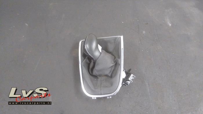 Opel Astra Enveloppe levier de vitesse