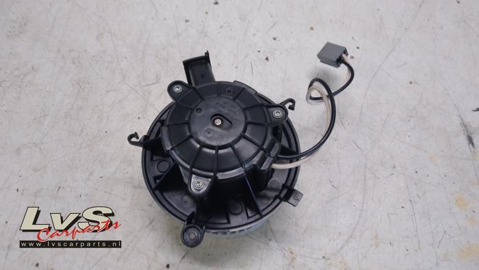 Opel Astra Heating and ventilation fan motor