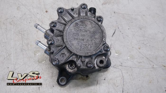 Volkswagen Golf Pompe à vide (essence)