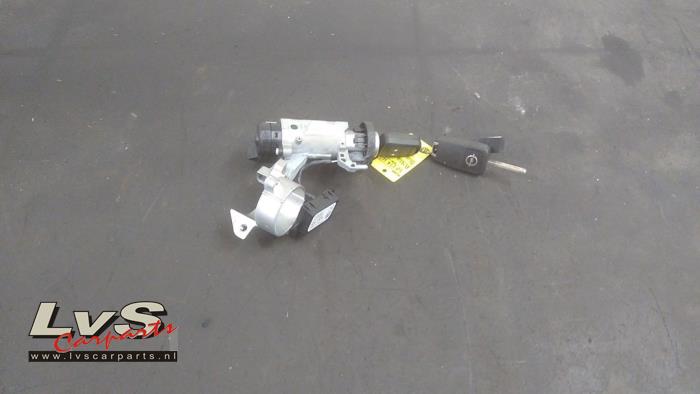 Opel Astra Zündschloss+Schlüssel