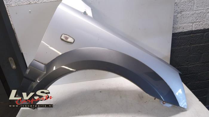 Kia Sorento Front wing, right