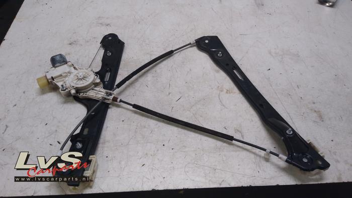 BMW 1-Série Mécanique vitre 4portes avant gauche