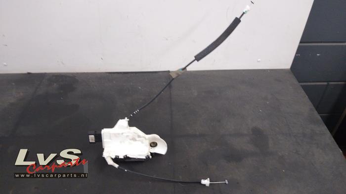 Citroen C3 Serrure portière mécanique 4portes avant gauche