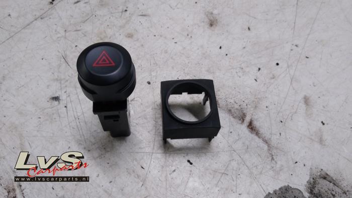 Kia Sorento Panic lighting switch