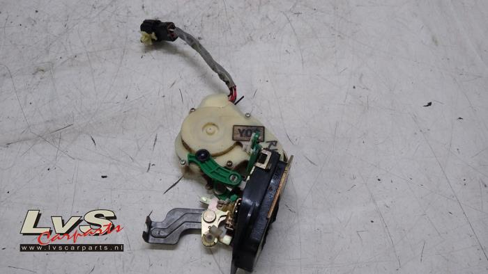 Kia Sorento Serrure portière mécanique 4portes avant droite