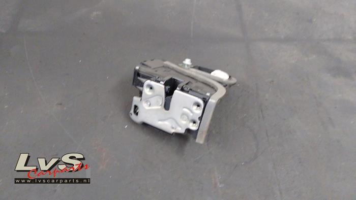 Opel Astra Front door lock mechanism 4-door, right