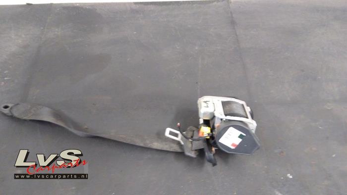 Mercedes A-Klasse Tendeur de ceinture arrière gauche