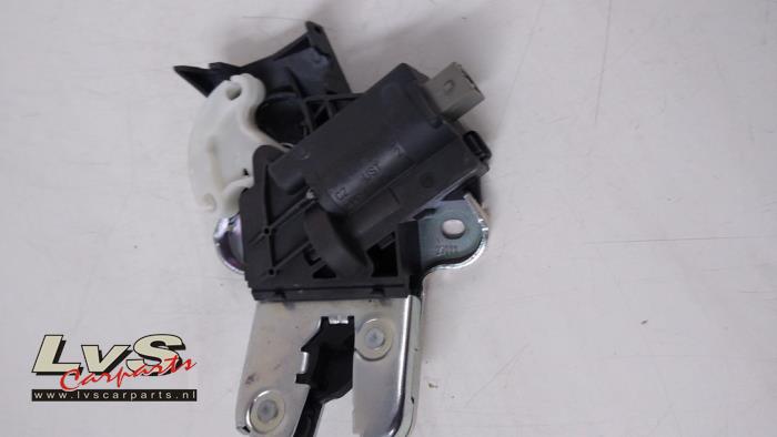 Audi A5 Tailgate lock mechanism