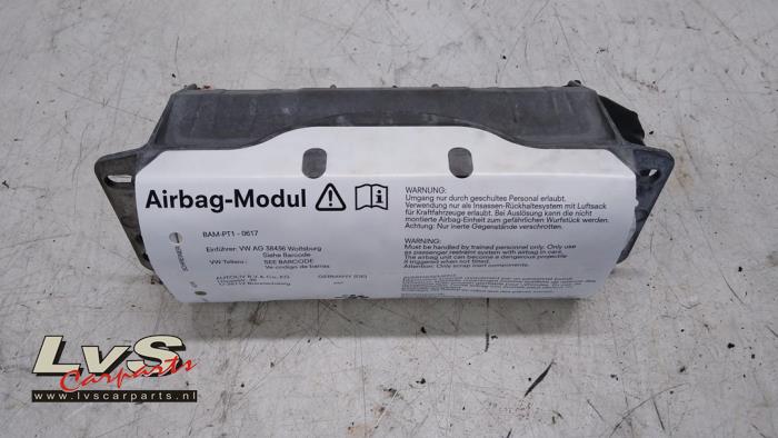 Skoda Octavia Right airbag (dashboard)