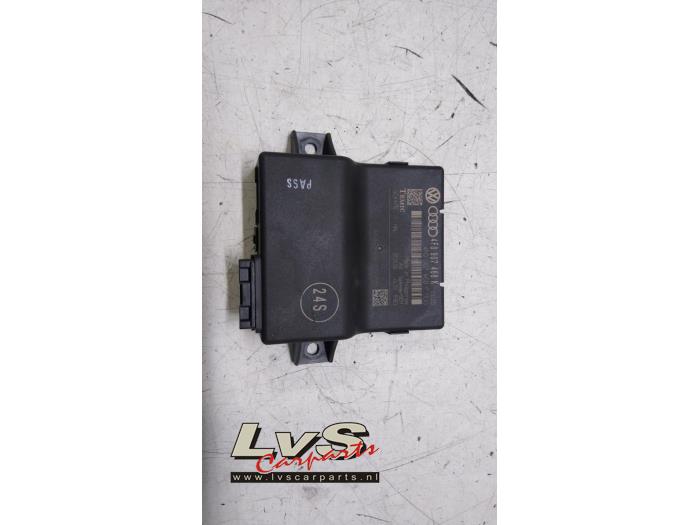 Audi A6 Gateway module