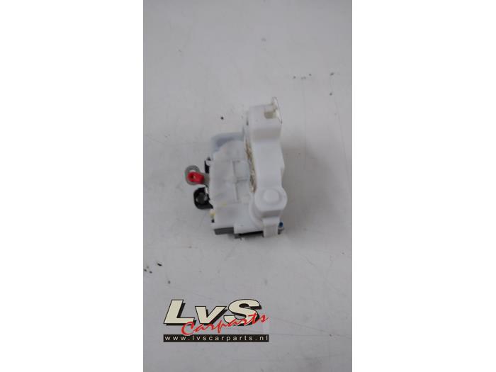 Fiat 500 Deurslot Mechaniek 2Deurs rechts