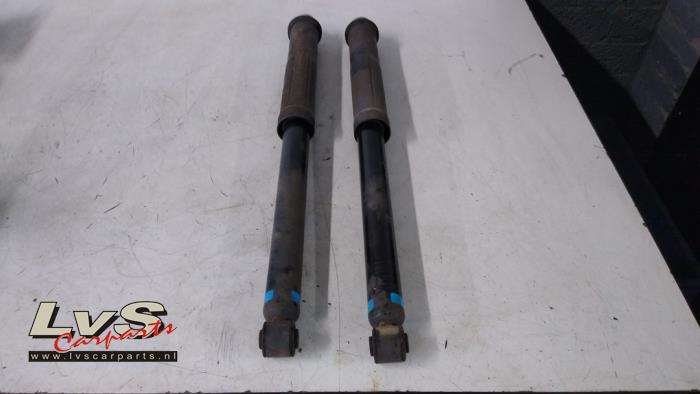 Peugeot 108 Kit amortisseur