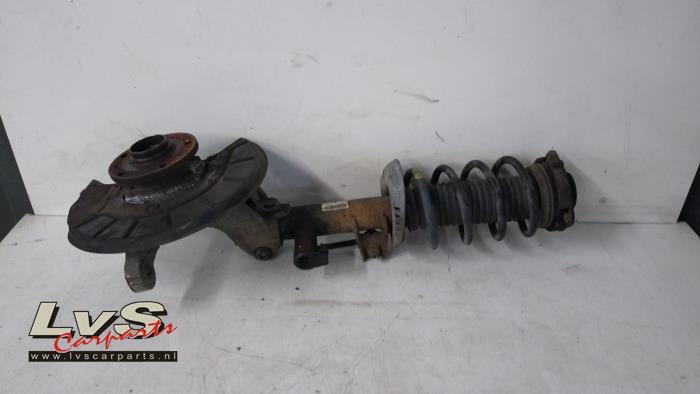 Volkswagen Passat Barre amortisseur avant droit