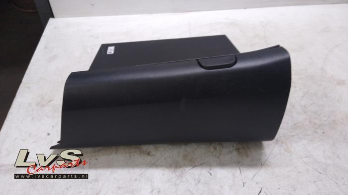 Peugeot Expert Dashboardkastje