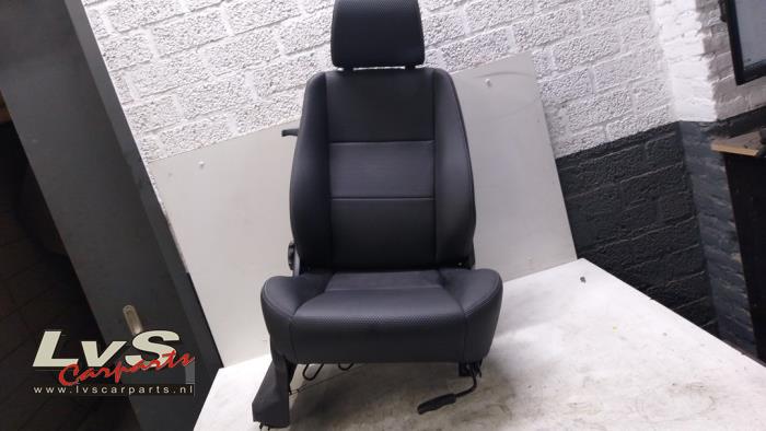 Landrover Freelander Sitz rechts