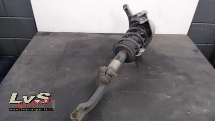 Audi A4 Amortisseur avant gauche