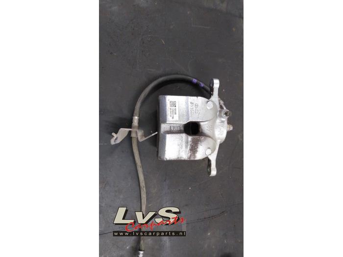 Hyundai Tucson Remklauw (Tang) rechts-voor