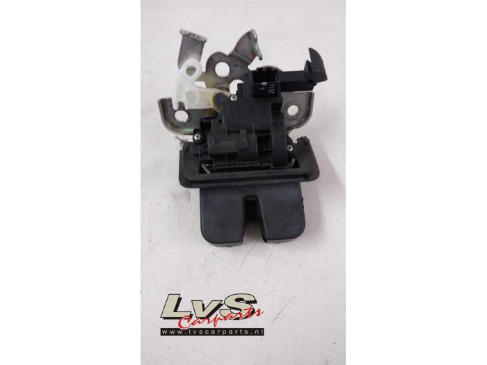 Audi A6 Tailgate lock mechanism