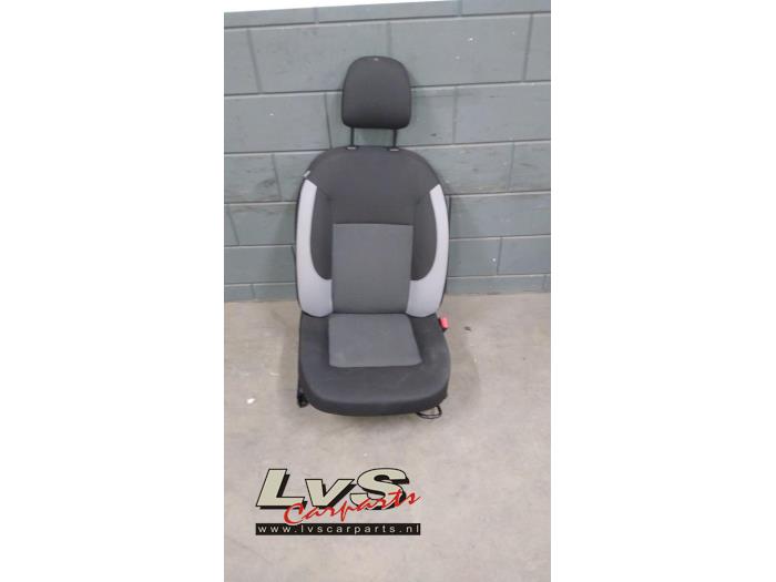 Dacia Sandero Siège droit