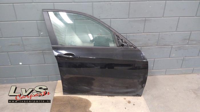 BMW 1-Serie Front door 4-door, right