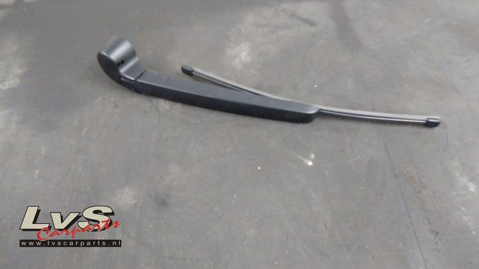 Audi Q2 Scheibenwischerarm hinten