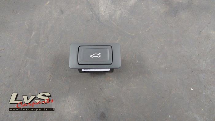 Audi Q2 Commutateur hayon