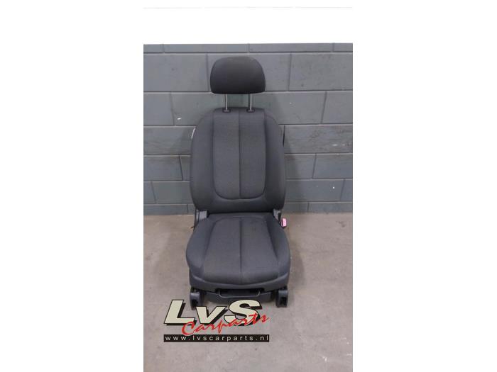 Kia Carens Stoel rechts