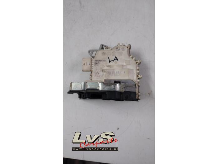 Audi Q5 Serrure portière mécanique 4portes arrière gauche