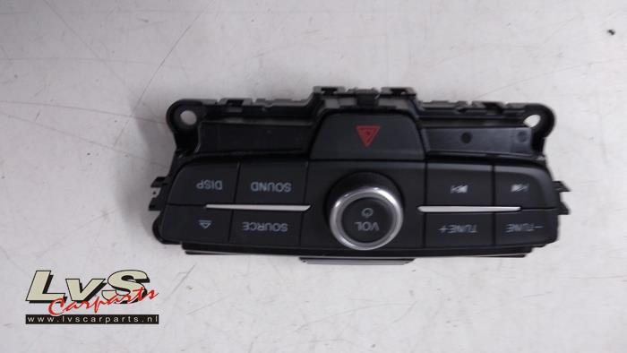 Ford Focus Radio control panel