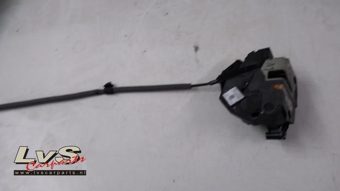 Ford Focus Türschlossmechanik 4-türig links vorne