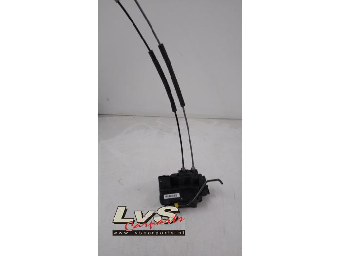 Hyundai I20 Serrure portière mécanique 4portes arrière gauche