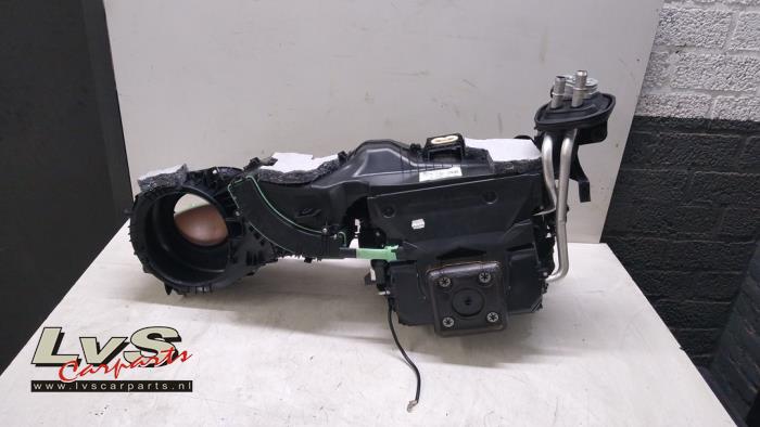 BMW 1-Serie Heizgehäuse