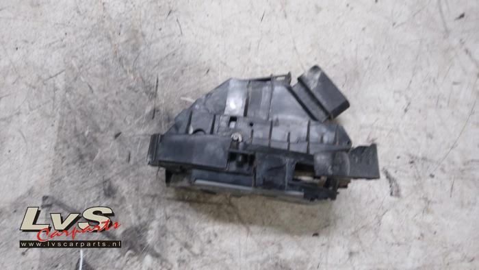 Ford Fiesta Deurslot Mechaniek 2Deurs rechts