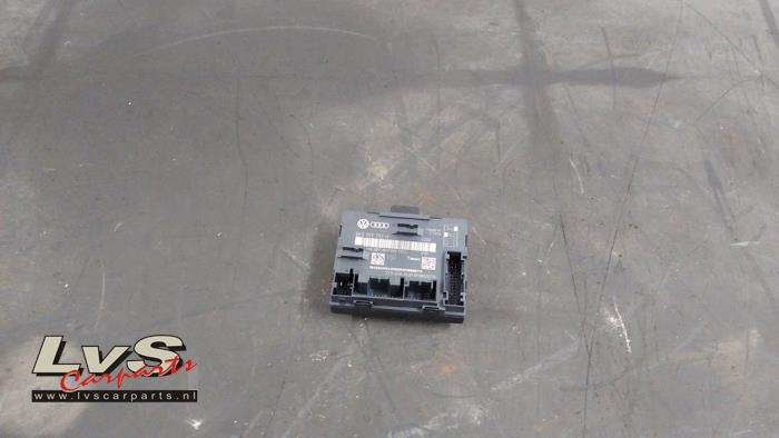 Audi Q5 Module verrouillage central des portes
