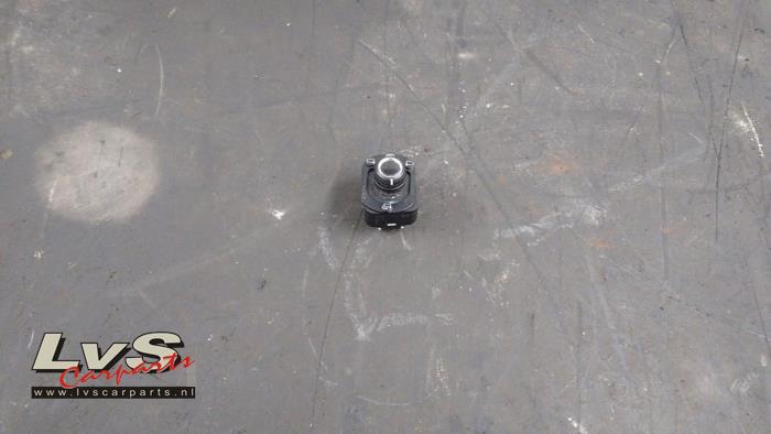 Audi Q5 Mirror switch