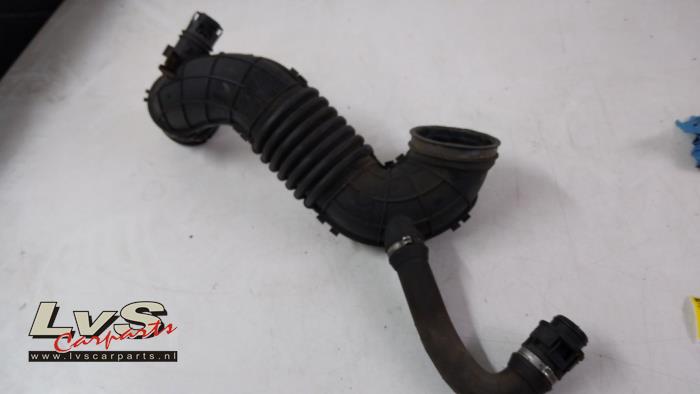 BMW 1-Serie Air intake hose