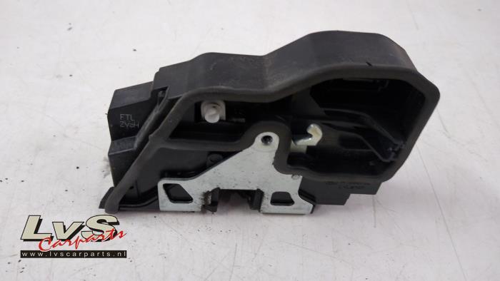 BMW 1-Serie Door lock mechanism 4-door, front left
